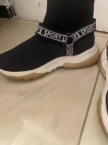 patike nepromocive: Crne patike/čarapa sneakers sa elastičnim gornjištem i kaišem oko — 2
