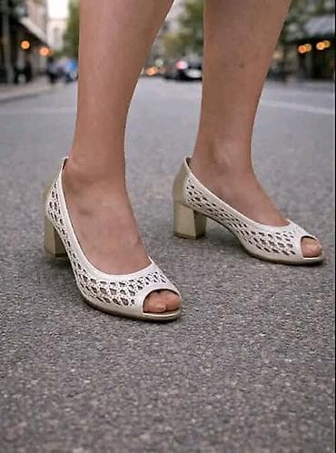 sandale broj 36: Proleće je tu 🙂 Stigli su nam novi modeli Dostupni brojevi 36-41 — 9