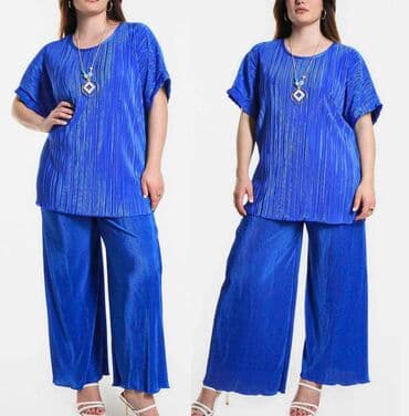 zenski kompleti mona: 2300
Može do 3xl — 1