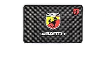 ABARTH gumena neklizajuća podloga. Dimenzije 13*20cm. Samo se