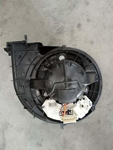 auto delovi ford: VENTILATOR KABINE ZA BMW X5 OD 2007. DO 2012. GOD. | Ventilator — 2
