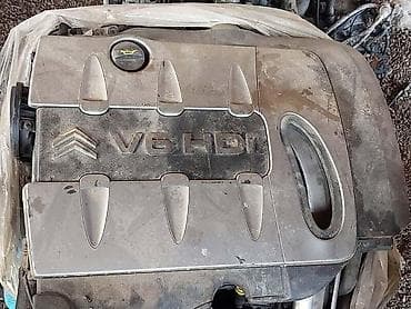 10.MOTOR 2.7 HDI ZA CITROEN C6 ZA 2007. GOD. | Motor Citroen C6
