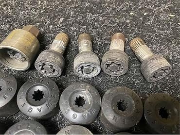 tamic na prodaju: DELOVI ZA VOLKSWAGEN GOLF 6 | za VW-Audi sigurnosni srafovi sa — 2