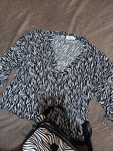 haljine sa elastinom: Zebra set: bluza + torbica sa printom - Bluza sa crno-belim zebra — 3