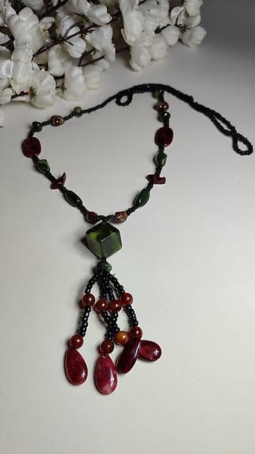 Ručno rađena ogrlica sa ukrasnim perlama u boho stilu. - Dugačak — 2