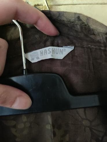 Košulje: Ženska košulja HASHUN, veličina M. - Boja: tamno braon sa diskretnim — 2