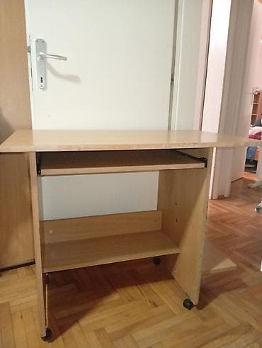 plasticni stolovi cena: Radni sto
Cena 2500.00 din
Lično preuzimanje
Beograd — 2