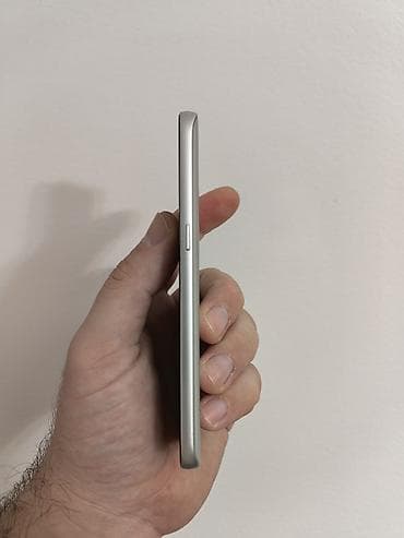 samsung j 1: Samsung S7 sivi otključan za sve mreže. Dobro očuvan i potpuno — 2