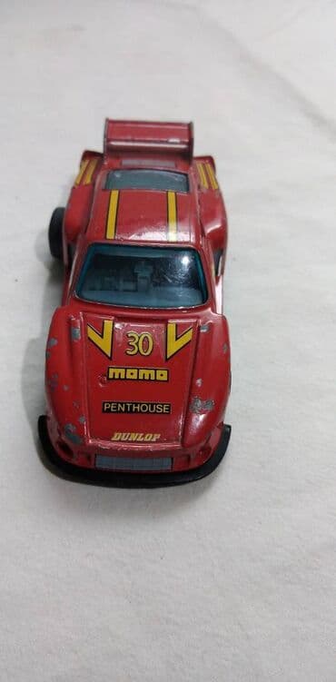 znacke otkup beograd: Burago Porsche 935,Italy,zeleni izgreban — 2