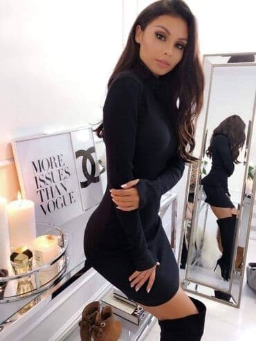 moschino toy 2 bubble gum: Rolka/haljina
Dužina 120 cm
1 kom=1.650 din
2 kom=2400 din — 1