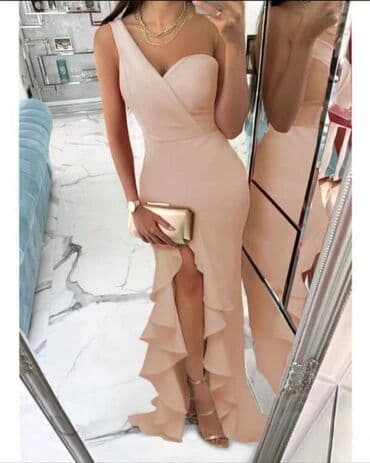 haljine duge: 2600 din — 1