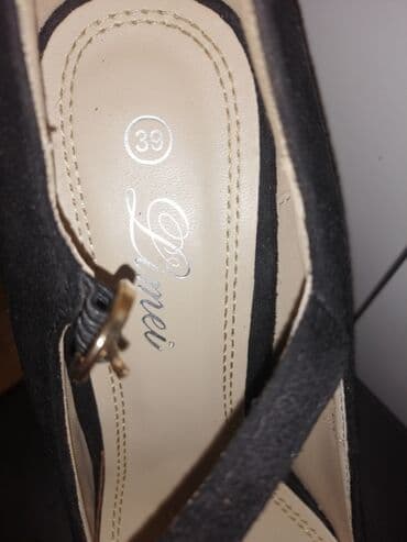 baletanke 38: Poslednji par
Italijanske stikle broj 39 odgovaraju i za 38 — 5