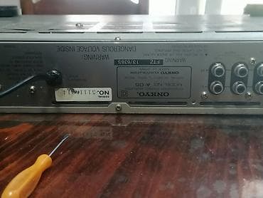 rerna na paru: ONKYO integrisano stereo pojačalo A-05 Opis: - Japansko integrisano — 2