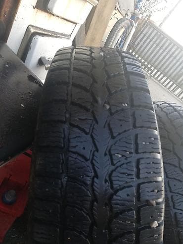 kvadricikl cena: U dobrom stanju 4 kom,cena po kom — 5