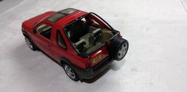 range rover igracka: Welly Land Rover Freelander, 1 /24, tockovi nisu original — 2
