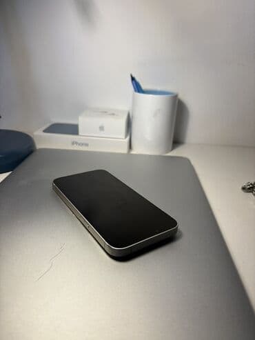a1 slusalice za iphone: Apple iPhone iPhone 13, Bela — 23