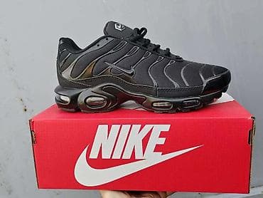 fila 39: Tn A klasa 
36-41
4700 din — 1