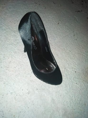 Pumps, 39