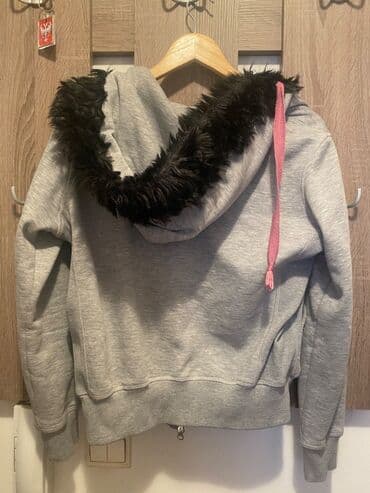 Women's Sweatshirts: Novi duks premekan 2500 din plus pokloni gratis — 1