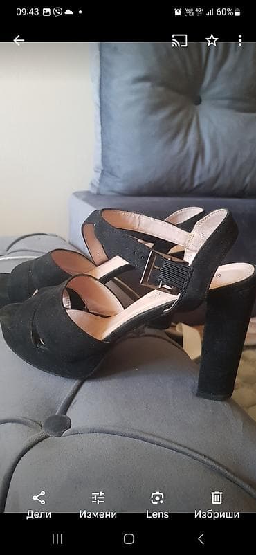 Sandale crne NOVE od prevrnute koze, vrlo lepe, udobne i elegantne, sa