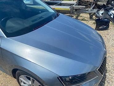 prikolice za prevoz auta: HAUBA ZA ŠKODA SUPERB | Hauba za Skoda Superb III Odlicno stanje — 3