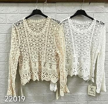 duboke cizme type 1: Ženska heklana bluza sa dugim rukavima

2100 din
S M L — 3