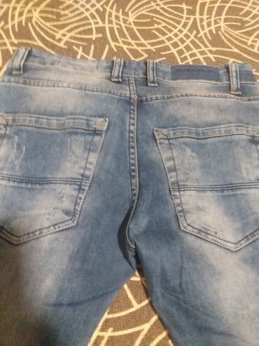 Swimsuits: Montobene farmerice obucene samo dva tri puta placene 3800 kao nove su — 1