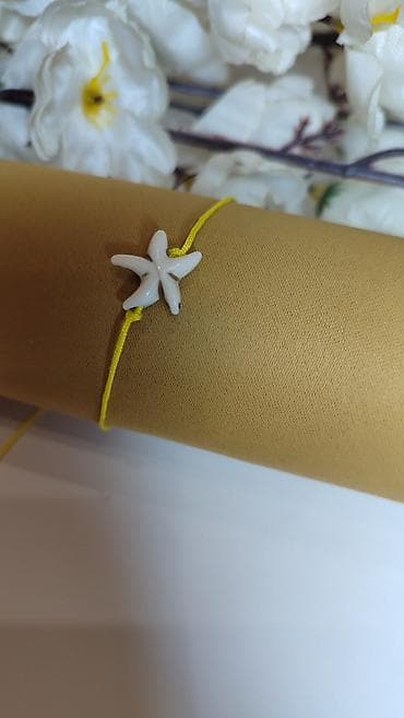 guess bela torbica: Narukvica sa privjeskom morske zvijezde - Ručno rađena minimalistička — 2