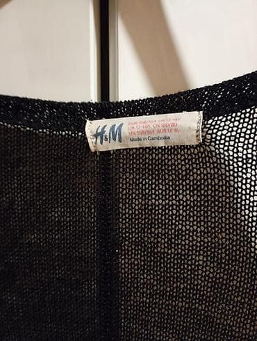 tasne mona: H&M crni kardigan na preklop - Brend: H&M - Model: lagani — 2