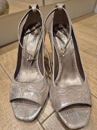 reserved jakne ženske: LODI sandale na štiklu – Made in Spain - Elegantne ženske sandale sa — 4