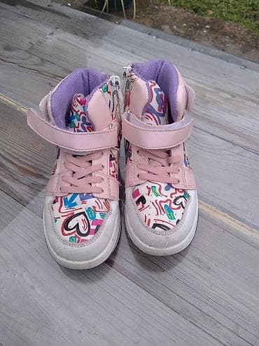 ngn cizme za sneg: Gratis patike br. 29 ako kupite 2 moja proizvoda. Znaci 2+1- patike — 5