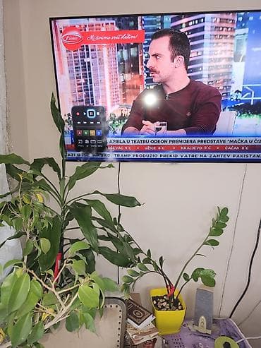 smart tv box android 14: Prodajem smart Tv Samsung 50 incha - Originalni Samsung daljinski sa — 6