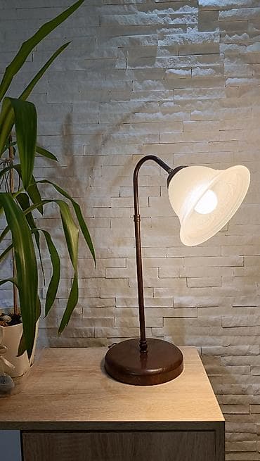 Kolvel-Helios SL100 1/1 je model stone lampe iz ponude domaće firme za — 1