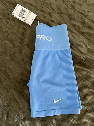 alpine pro jakne: NIKE Pro Seamless Women's High-Waisted 12.5cm (approx. ) Biker Shorts — 6