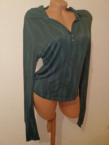 Košulje: Kao nova kosuljica, likra, ima elastina. Velicina M — 4