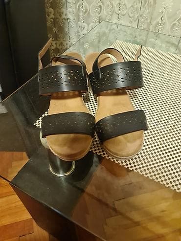 japanke zene: Ženske sandale na punu petu - Boja: crna (gornjište), prirodna/bež — 2