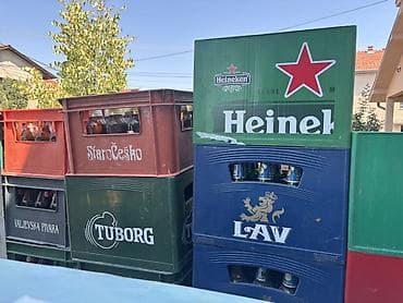 ukrasi od stiropora za novu godinu: Plastične gajbe za pivo sa i bez flasa,Zajecarsko bez — 3