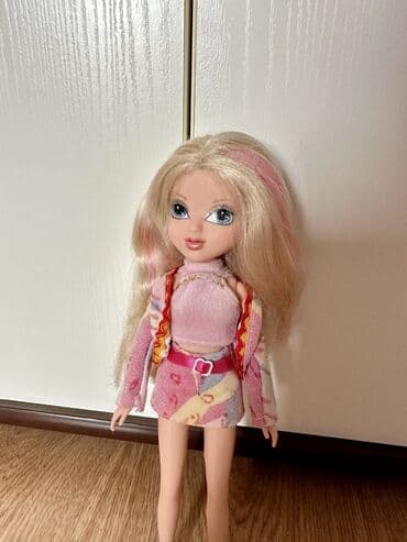 puma helanke za devojcice: Moxie lutka original, lepo ocuvana
#bratz #moxie #barbie — 4