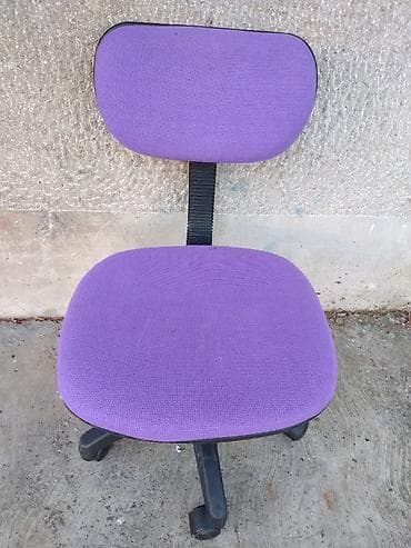 Komode: Daktilo stolica manja ispravno podizanje.Licno preuzimanje je moguce — 1