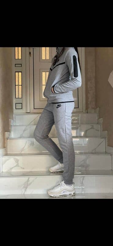 balenciaga trenerke: S-Xl. L — 4