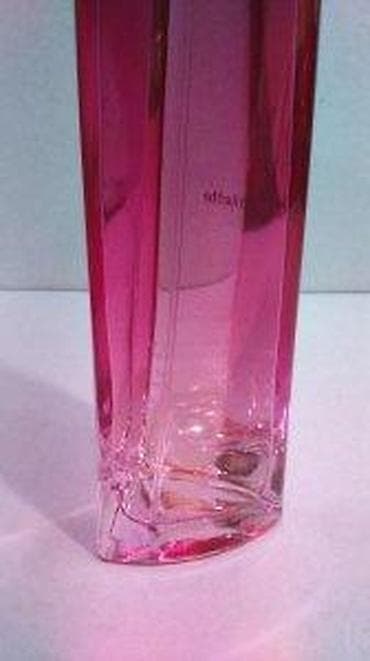 Lične stvari: GIVENCHY VERY IRRESISTIBLE EDT 75ML TSTR | Givenchy Very — 8