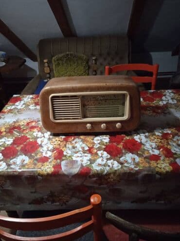 bas pojacala: Stari radio aparati — 8
