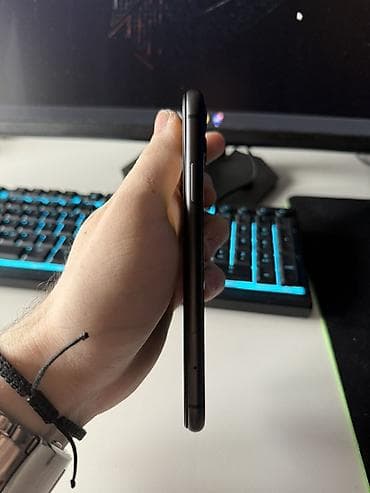 Video igre i konzole: Iphone 11 100% battery healt  Na prodaju iphone 11 sa 100% battery — 4