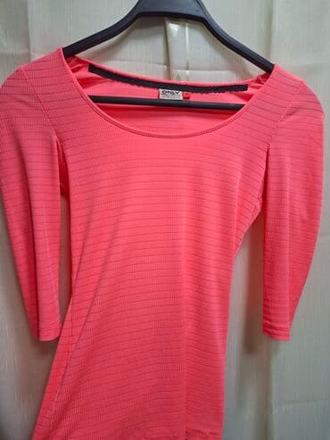 patika sandala: Bluza ONLY – ženska, veličina XS - Model: pripijena mini/kratka — 1