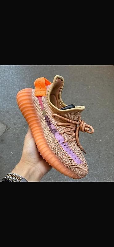 Čizme: Yezzy
36-46 
3.999 din
Roze 36-41
K💜 — 1