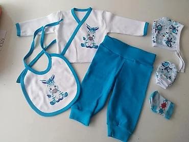 beli kompleti sako i pantalone: 6 delni kompletic Vel 56-62 dvobroj do 3 meseci 68 do 5 meseci 74 do 9 — 1