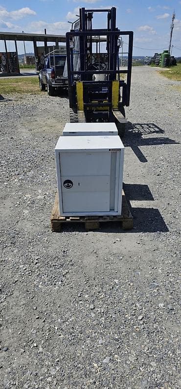 Sobne biljke: Prodaja sefova KONSMETAL -sefovi sa mehaničkom bravom i 2 ključa — 1