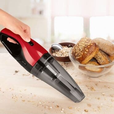 Sweatpants: Ručni usisivač "Cleanmaxx" u crno-crvenoj kombinaciji, dizajniran za — 2