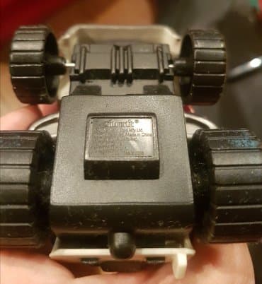 robot kuca igracka: Silverlit auto za trke za vozacem - cikicom sa kacigom. Autic igracka — 4