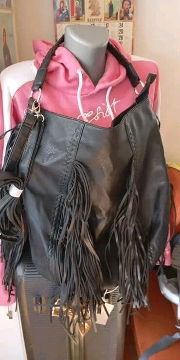 h m torbe: Chloé — 15